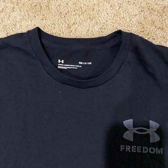Under armour small tee-shirt - Picture 4 of 5